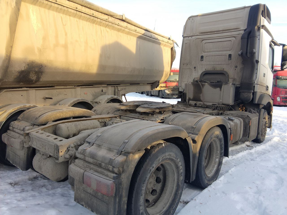 Mercedes-Benz Actros 6x4 Седельный тягач 2645 LS (Дизельный, 12,8 л, 449 л.с., МТ)