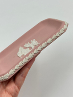 Миниатюрная розовая тарелка Wedgwood