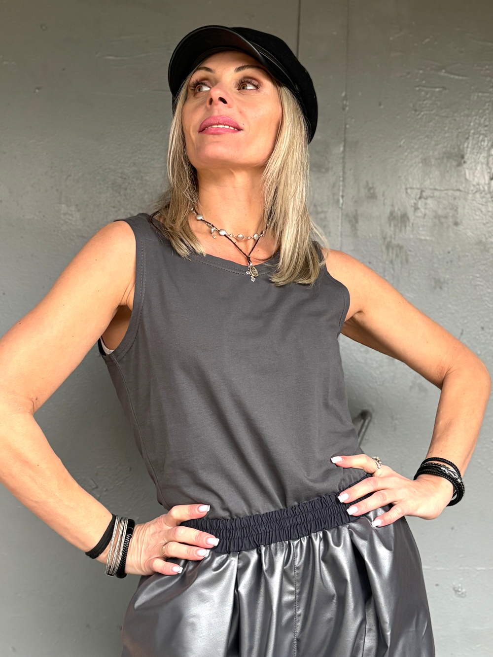 Майка -топ /графит