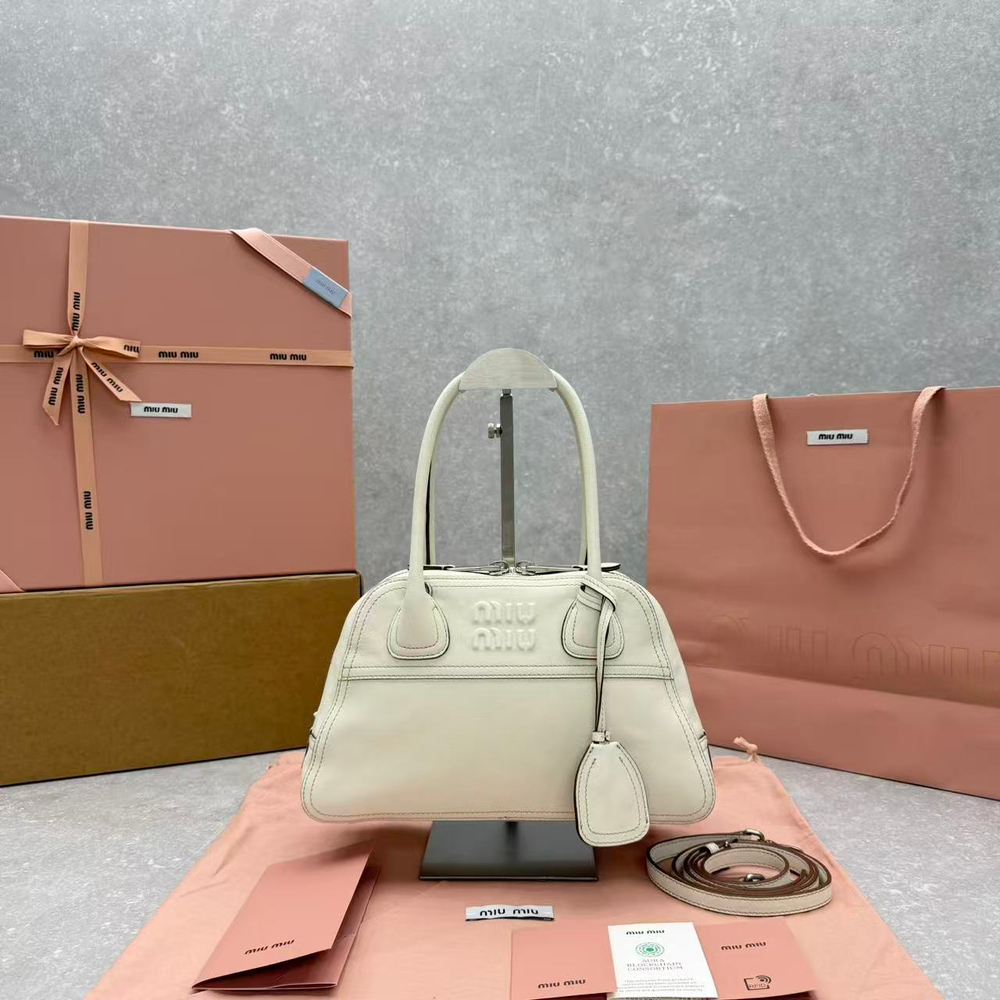 Miu Miu Vivant Bag 28 cm