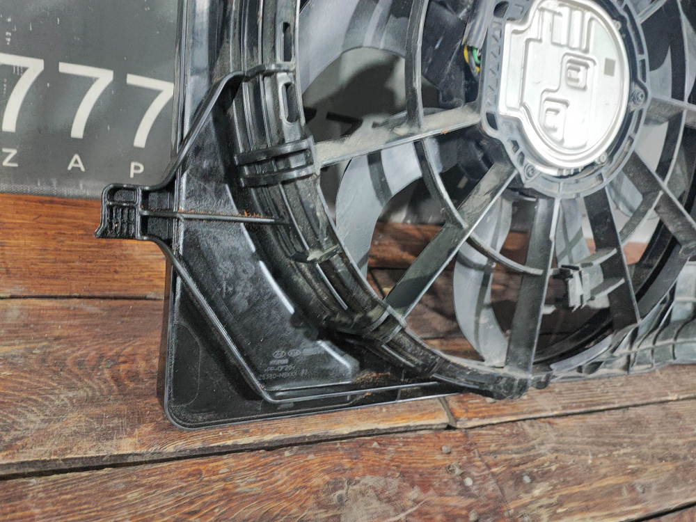 Диффузор с вентилятором Hyundai Tucson 4 20-нв Б/У Оригинал 25380N9600