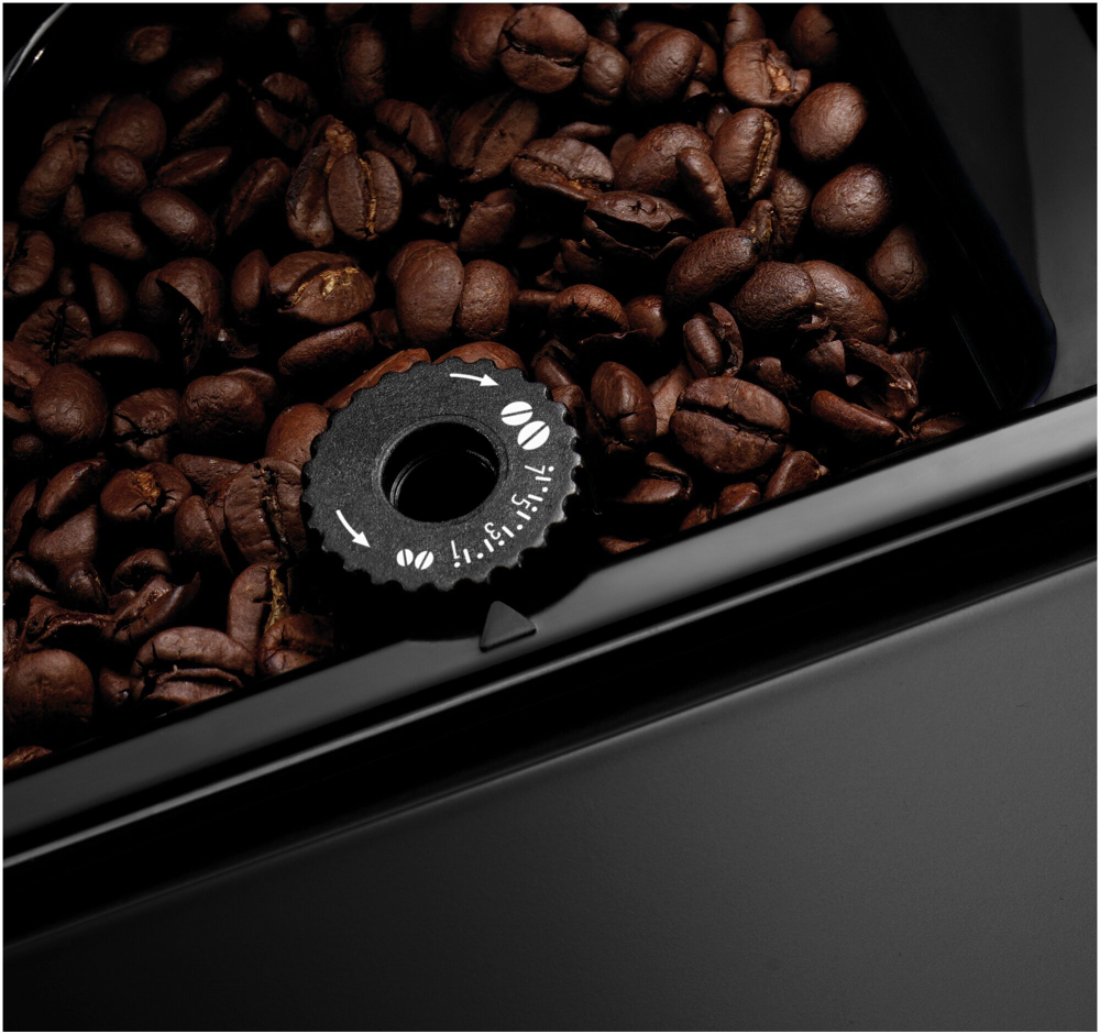 Кофемашина De'Longhi Magnifica ESAM 4000