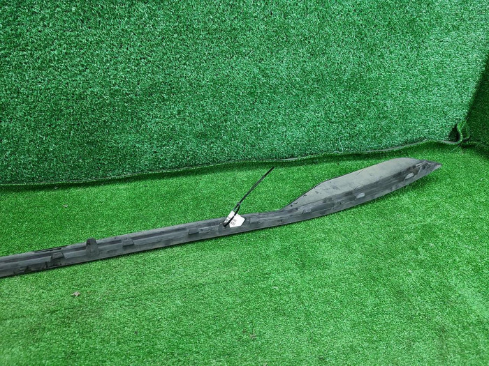 Юбка переднего бампера VW Teramont (2021-2023)