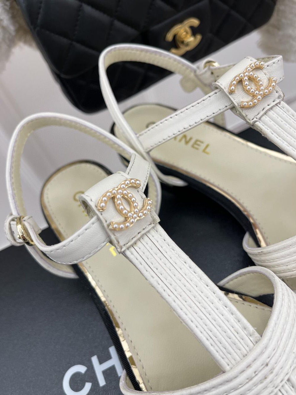 Босоножки Chanel