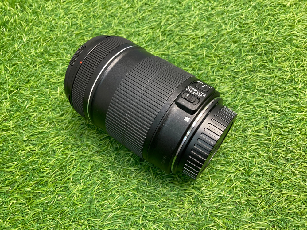 Canon EF-S 18-135mm 3.5-5.6 IS