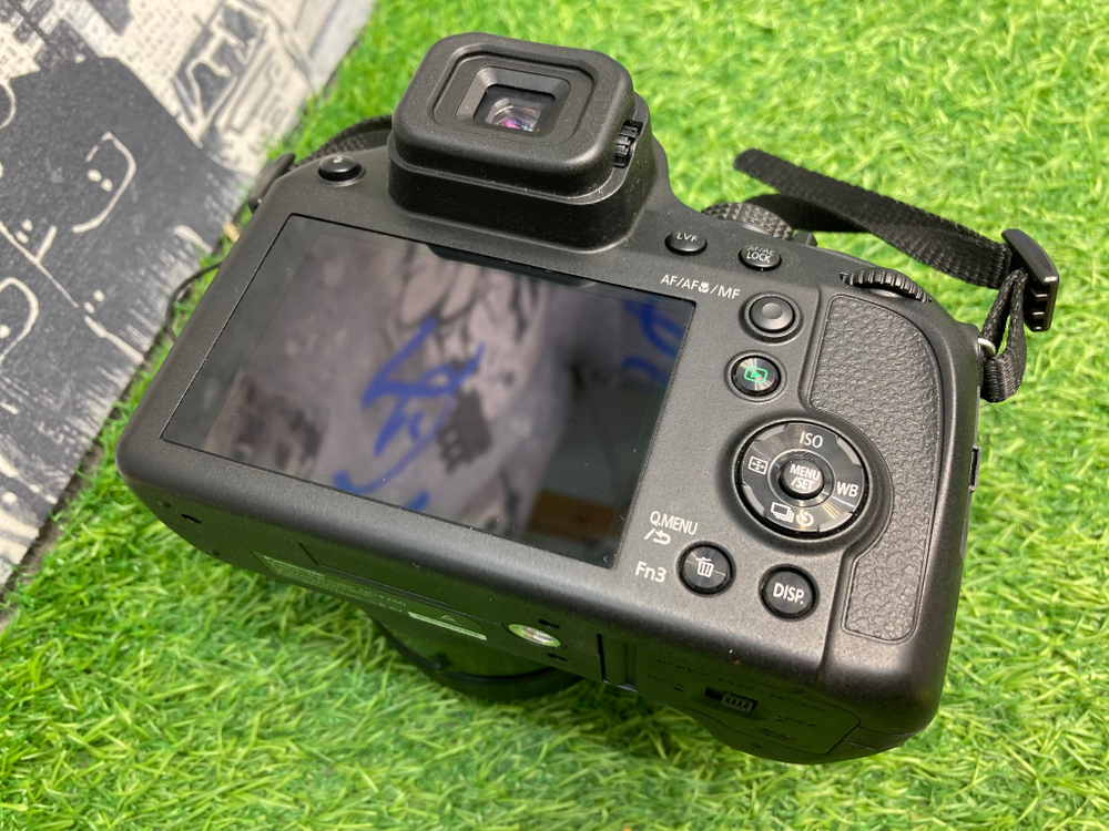 Panasonic Lumix DC-FZ80