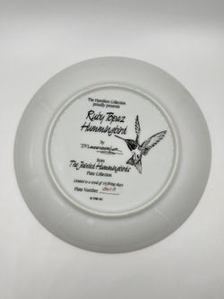 Декоративная тарелка The Hamilton Collection, Ruby Topaz Hummingbird
