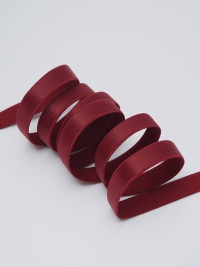 Резинка бретелечная бордовая глянцевая плотная ширина 10 мм