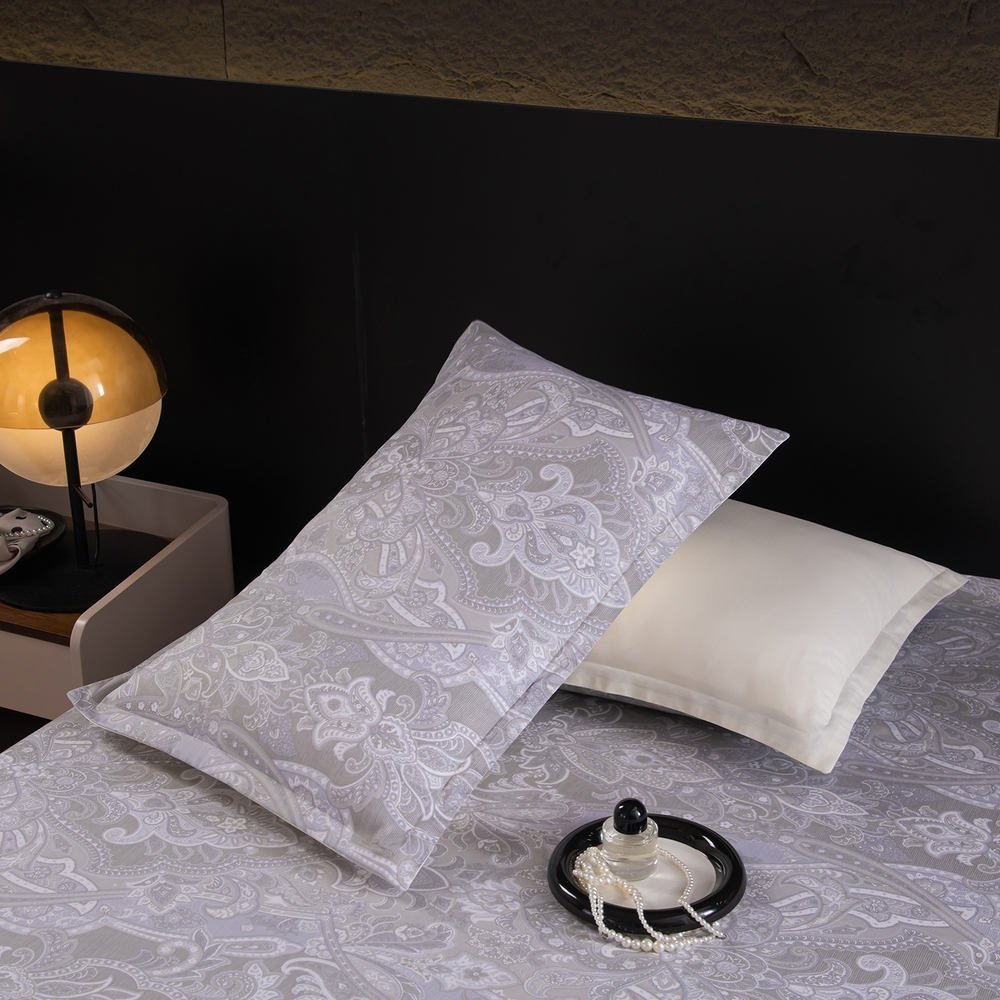 Комплект постельного белья на резинке Сатин Velouria Luxe с Одеялом VLR002