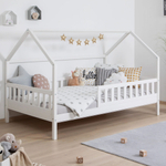 Одноярусная кровать Домик 90x200 см из массива сосны белая