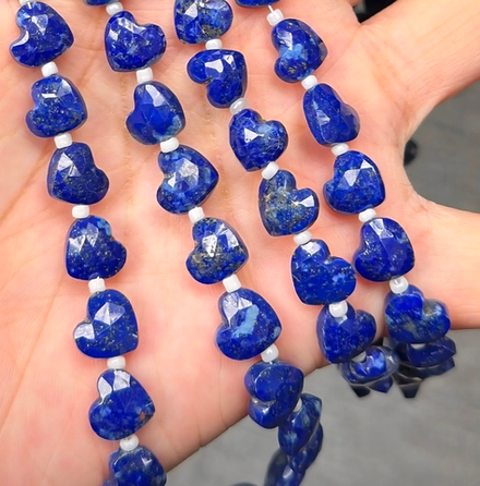 Лазурит, сердце, в мелкой огранке, размер 9 - 10мм, штучно