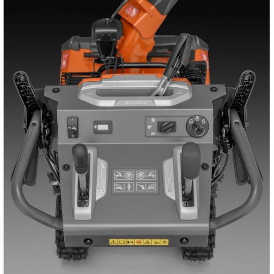 Бензиновый снегоуборщик "HUSQVARNA" ST430T