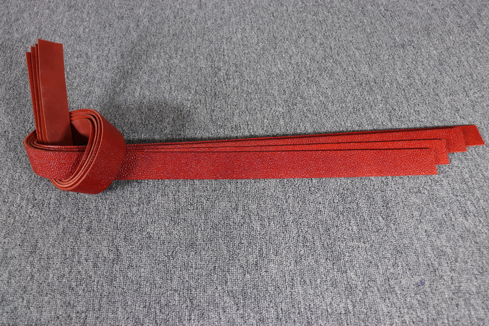 Ременная заготовка Красная с лицевой отделкой + Алмаз