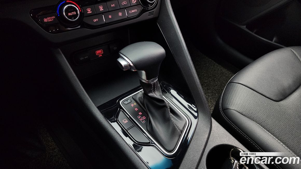 Kia The New Niro 1.6 HEV (04.2020)