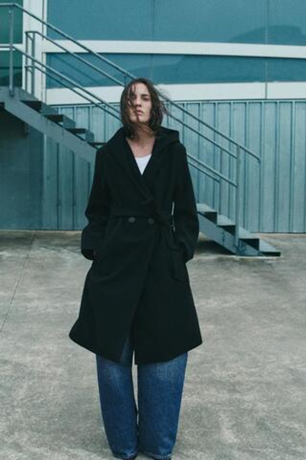 ZARA ПАЛЬТО ИЗ МЯГКОЙ ТКАНИ С ПОЯСОМ И КАПЮШОНОМ, ЧЕРНЫЙ