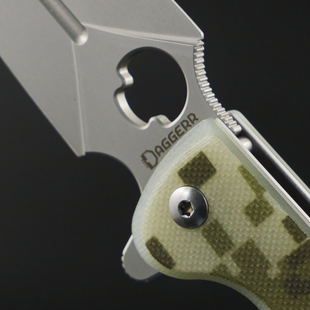 Нож Arrow Camo BB VG10