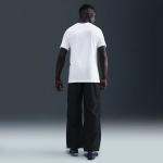 HQ9161-101 Футболка х/б Nike Sportswear Tee 6Mo Swsh Faho25