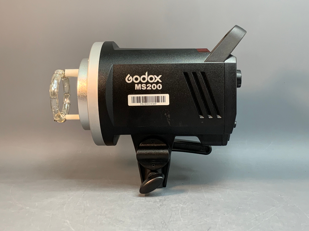 Godox MS200-F