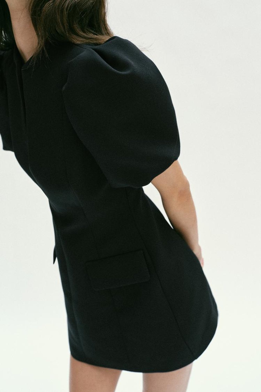 ZARA ПЛАТЬЕ С КОРОТКИМИ РУКАВАМИ «ФОНАРИК», ЧЕРНЫЙ