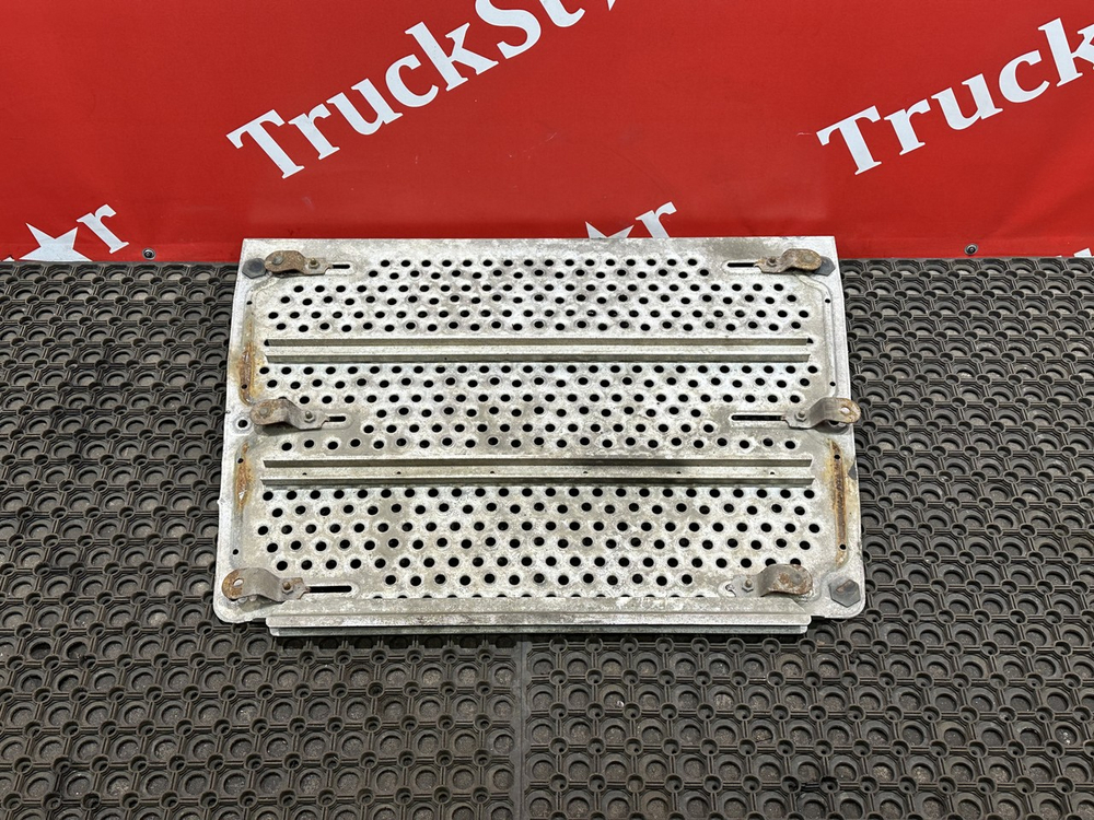 Трап на раму центральный