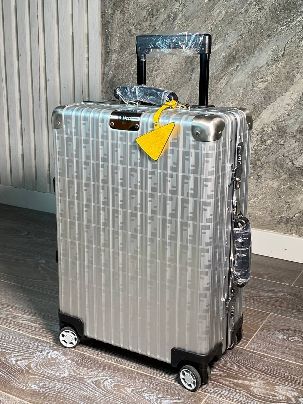 Чемодан Fendi, арт. 480843179