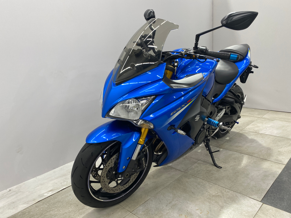 Suzuki GSX-S1000F 049730