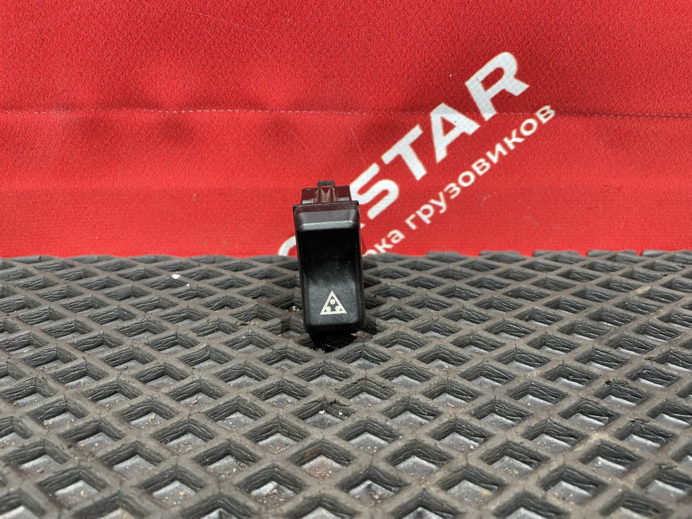 Кнопка аварийной сигнализации