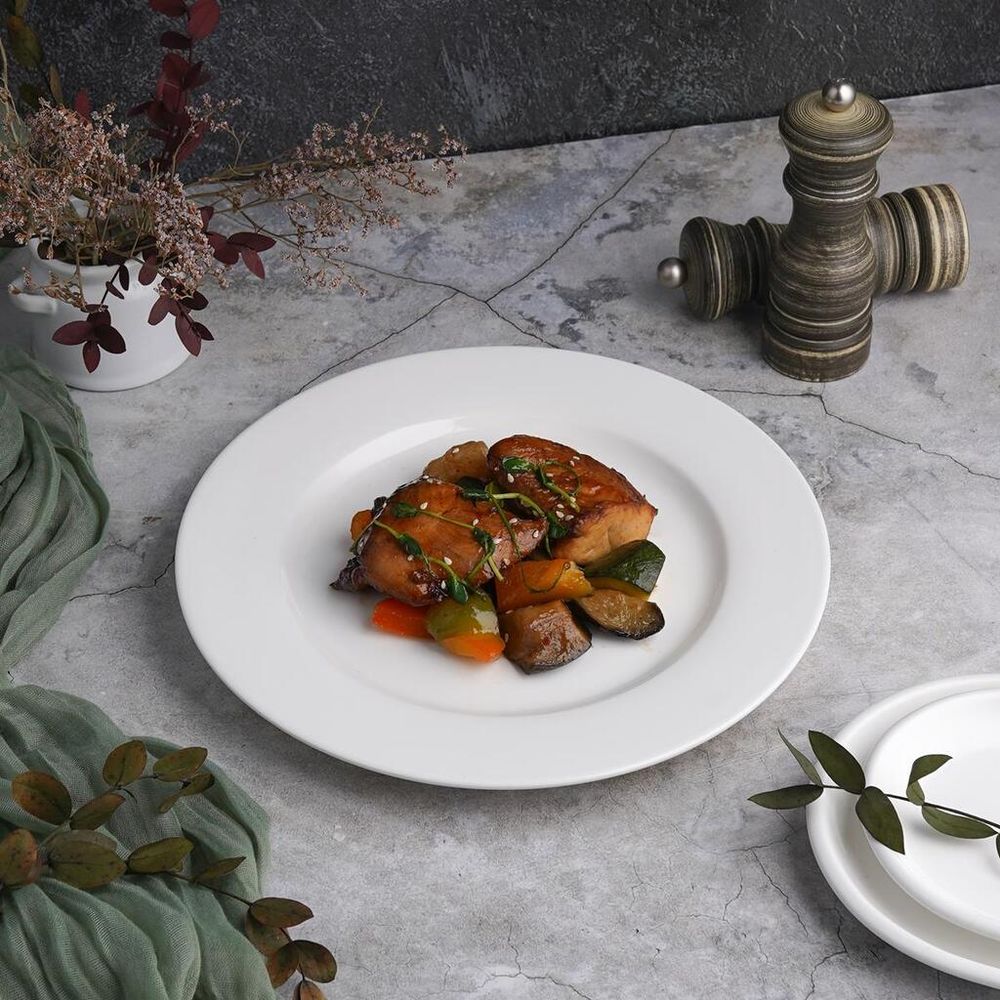 Тарелка d 25,5 см белая фарфор P.L. Proff Cuisine [4]