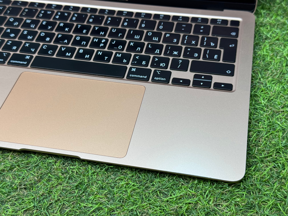 MacBook Air 13 M1 8/256GB A2337