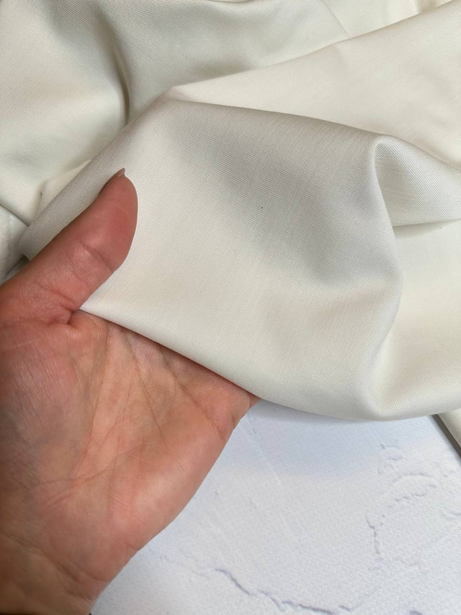 Костюмно-плательная однотонная шерсть (L.Piana, 100%шерсть, Сливочная вуаль, 148, 270 гр/м2)