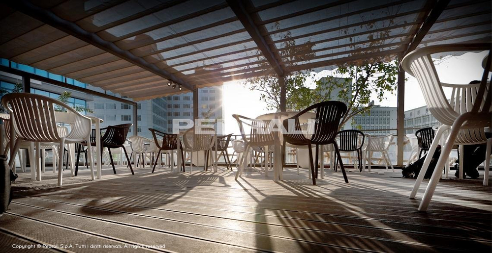 Кресло пластиковое Pedrali Tatami, серый