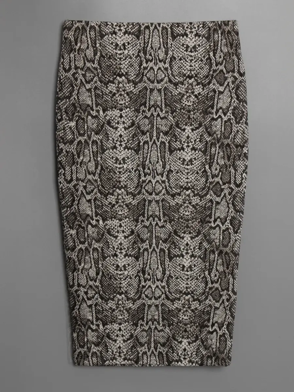 Осенняя женская юбка в офис