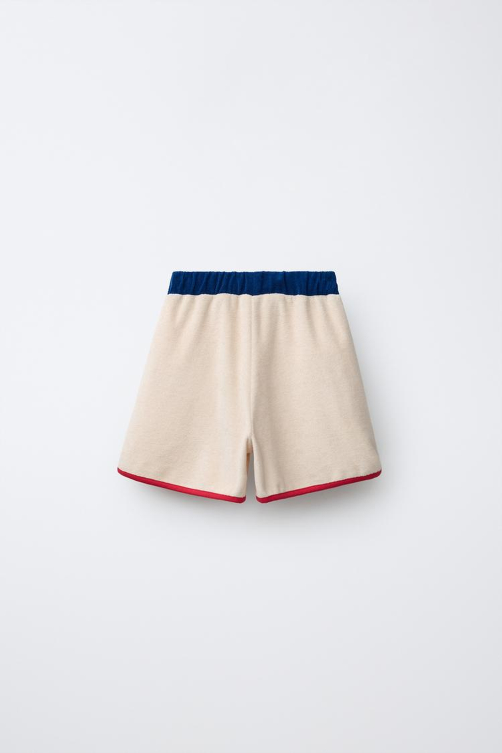 ZARA ШОРТЫ-БЕРМУДЫ ИЗ МАХРОВОЙ ТКАНИ С КОНТРАСТНЫМИ ДЕТАЛЯМИ, ЭКРЮ