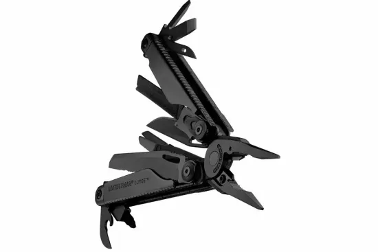 Мультитул пассатижи LEATHERMAN Surge черный