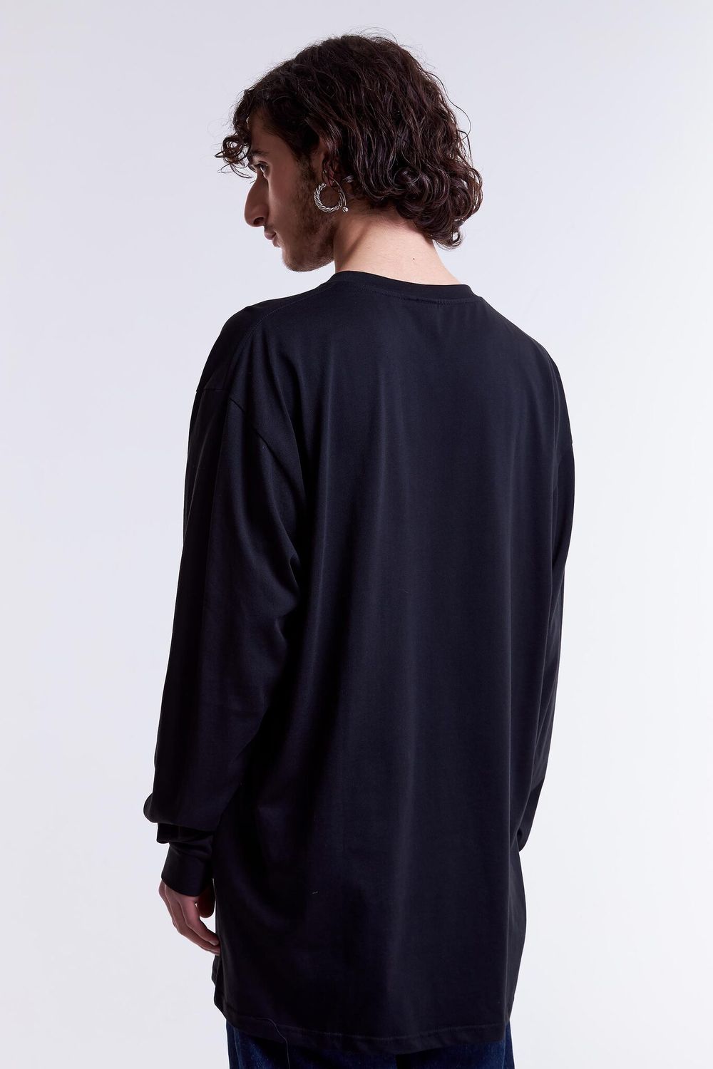 Лонгслив Гербарий Василек Черный