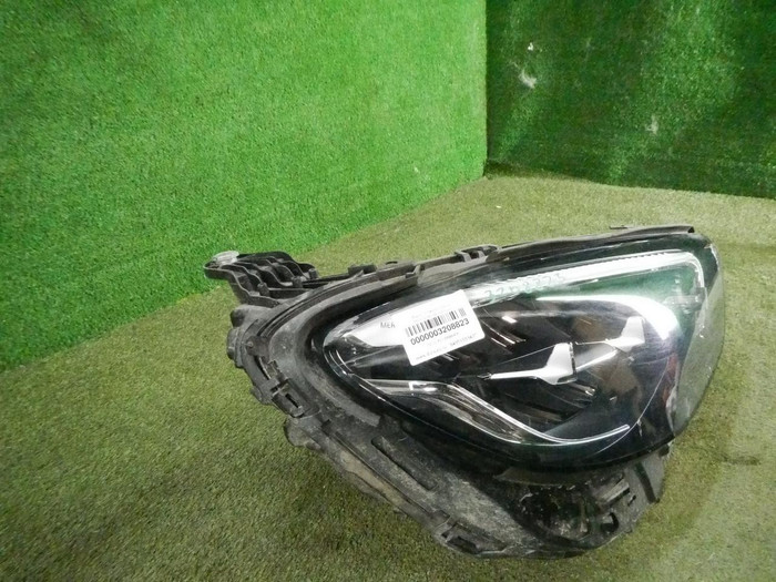 Фара правая Mercedes E W213 (2020-2023) LED