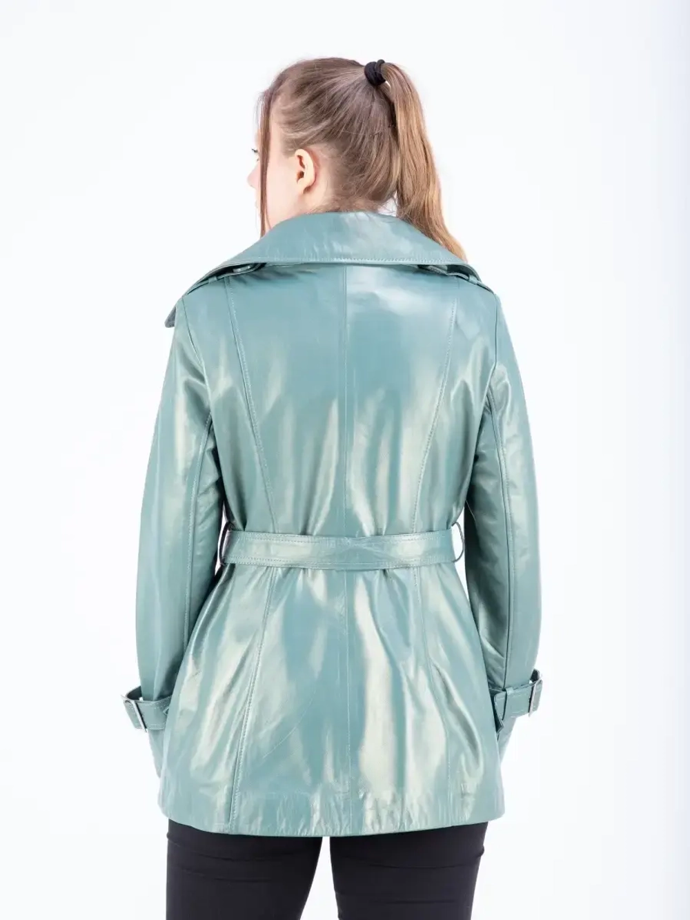 Куртка женская из натуральной кожи