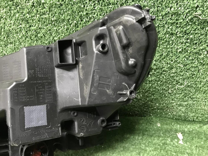 Фара правая LR Discovery Sport (2019-н.в.) LED