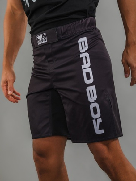 Шорты для MMA Bad Boy Pro Series 3.0 черный/белый