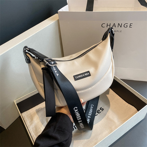 Сумка через плечо "Cahres&Heka"