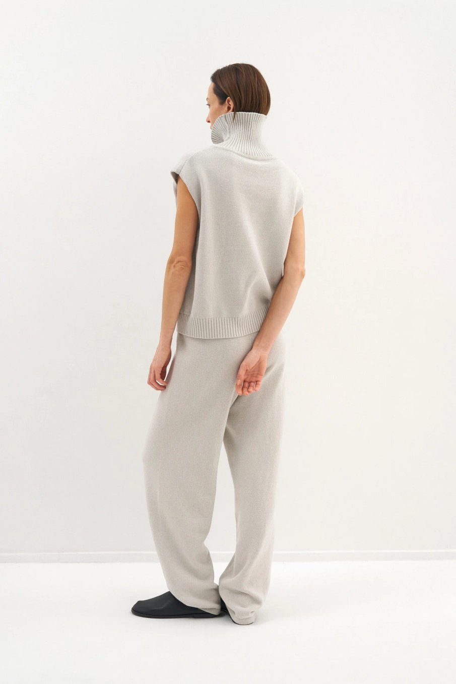 Топ с горлом ОТО