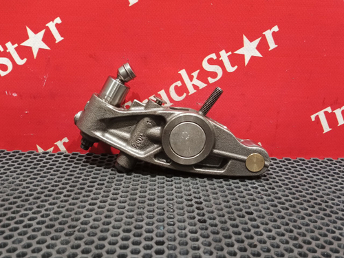 Коромысло выпускного клапана 2023г.