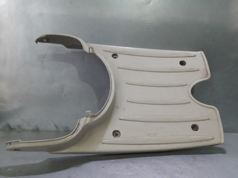 пол (пластик на скутер) ямаха вино (1)