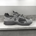 New Balance 2002R Gore-Tex • Charcoal