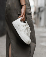 Кроссовки Nike Air Force 1 LX Gold Swoosh