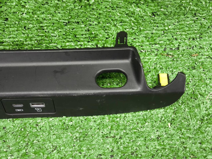 Модуль USB Omoda C5 (2022-н.в.)