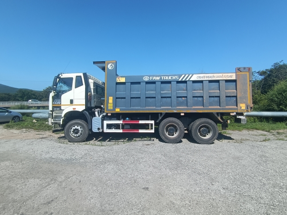 FAW J6 6x4 Самосвал CA3250P66K24T1E5 (Дизельный, 11,1 л, 390 л.с., МТ)