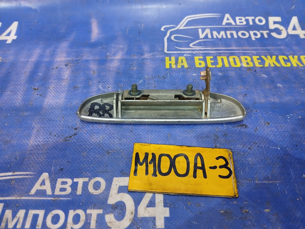 Ручка двери задней правой внешняя TOYOTA DUET 1999