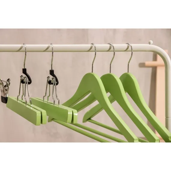 Вешалка деревянная для брюк и юбок с зажимами SAVANNA «Тэри», 28×11,5×2,8 см, цвет зелёный