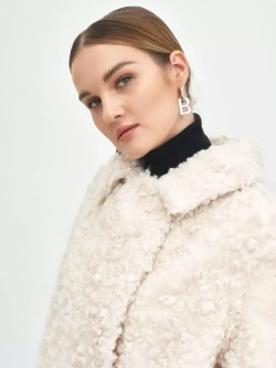 Шуба из шерсти мериноса чебурашка, молочная, SilverFox